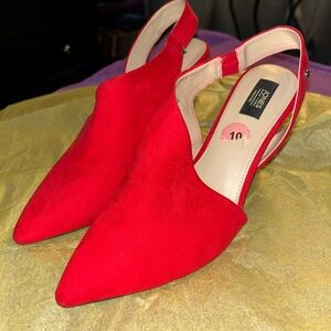 Jones New York Bright Red Pointed Slingback Flats